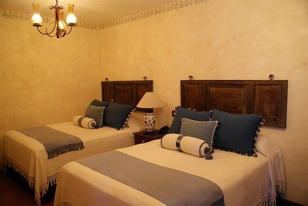 Hotel Boutique Los Pasos & Spa Антигуа-Гватемала